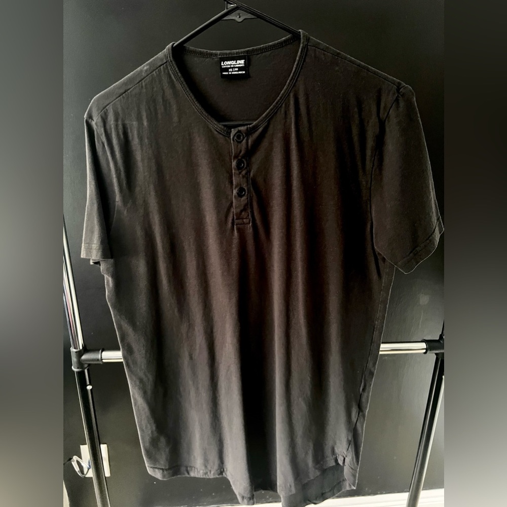 Button Collar T shirt // Size XS (Runs big)